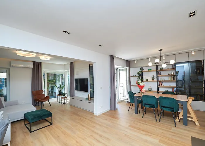 N17 Garden - Parking - Workdesk - Blackout Rolls- Netflix - Wash&dry Apartment