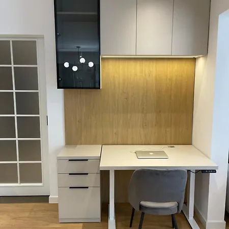 Apartment N17 Garden - Parking - Workdesk - Blackout Rolls- Netflix - Wash&dry *